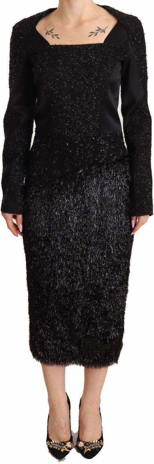 Robe fourreau mi-longue noire élégante à ornements Masha Ma