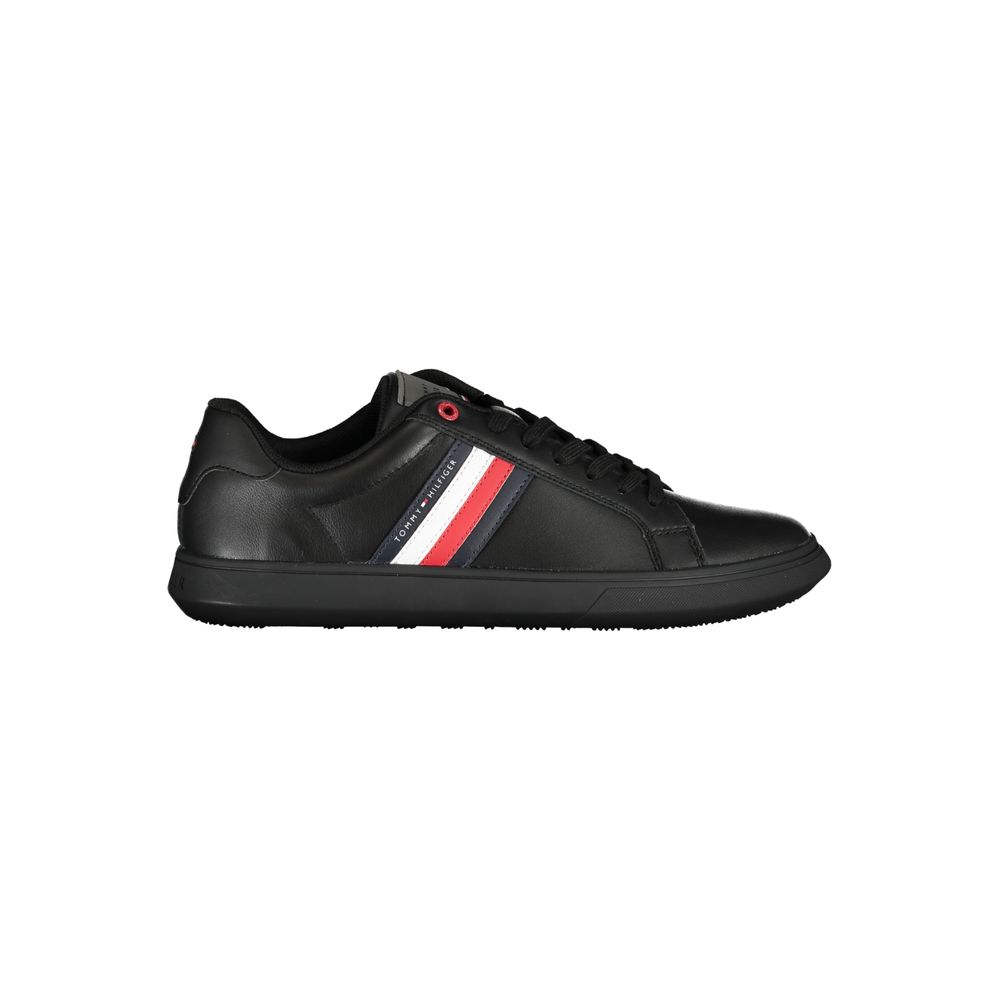 Baskets noires chics Tommy Hilfiger avec détails contrastés emblématiques