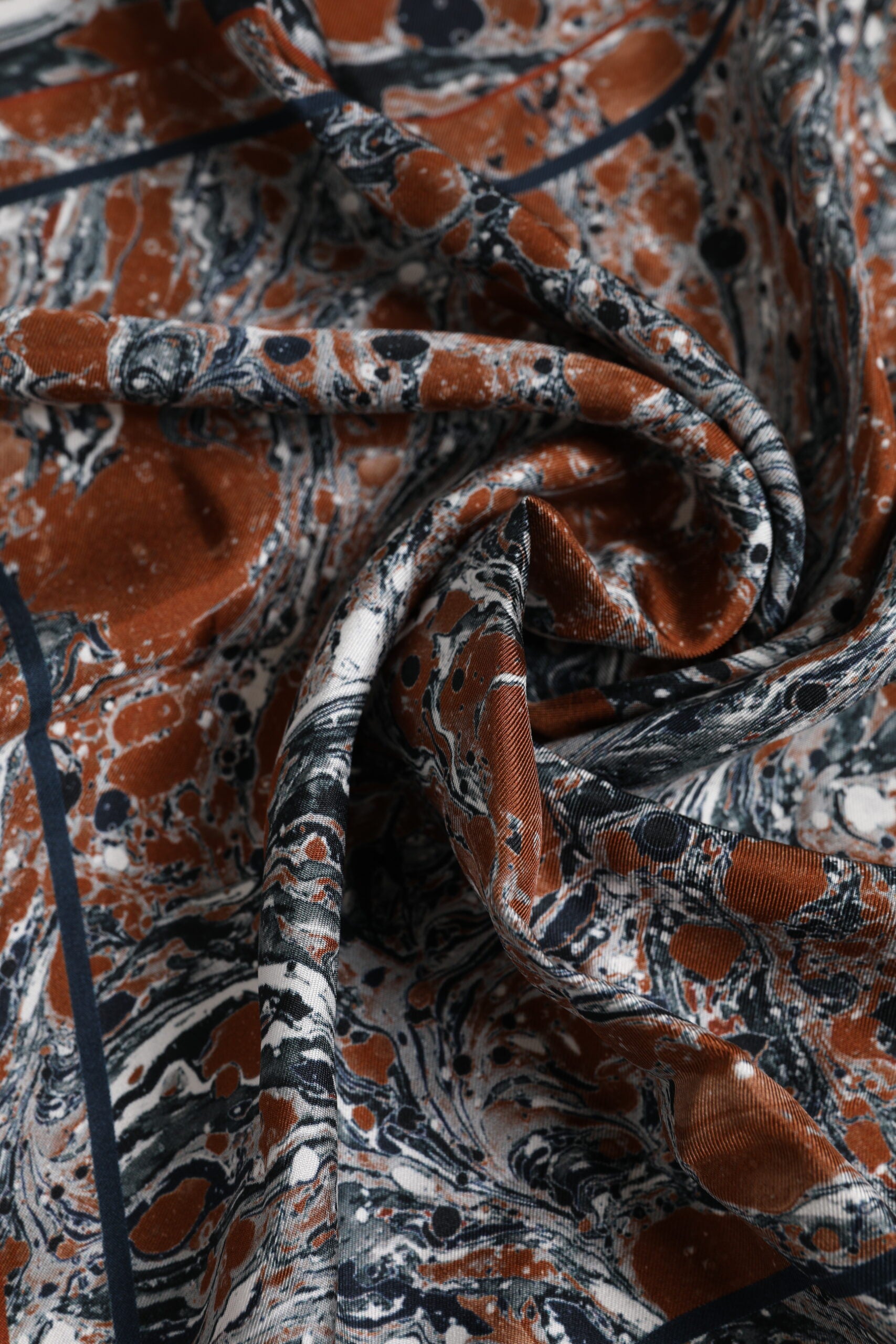 Foulard carré en soie marbré multicolore Dolce & Gabbana