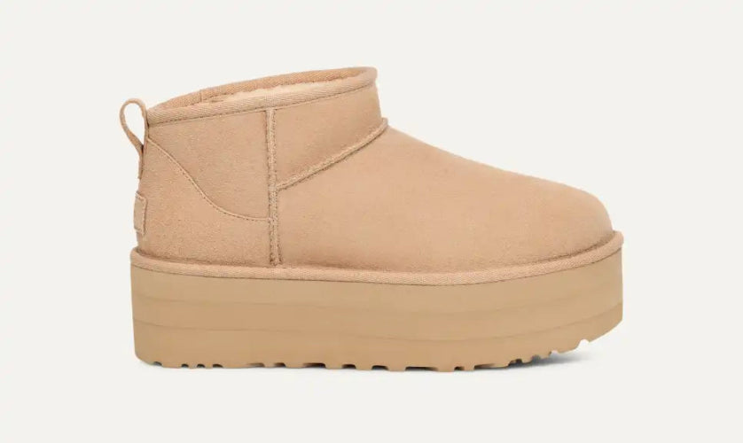 UGG Australia Damen Classic Ultra Mini Plateaustiefel Beige