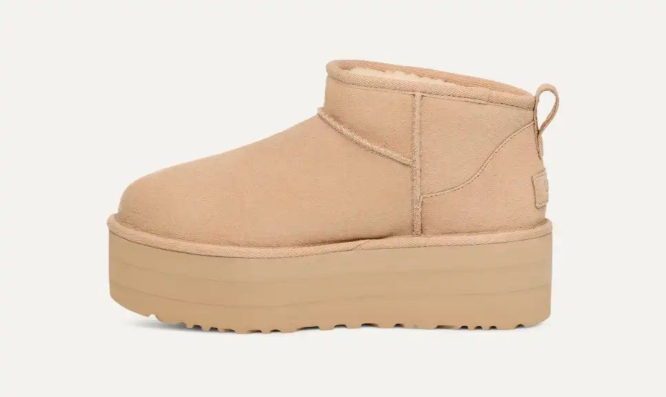 UGG Australia Damen Classic Ultra Mini Plateaustiefel Beige