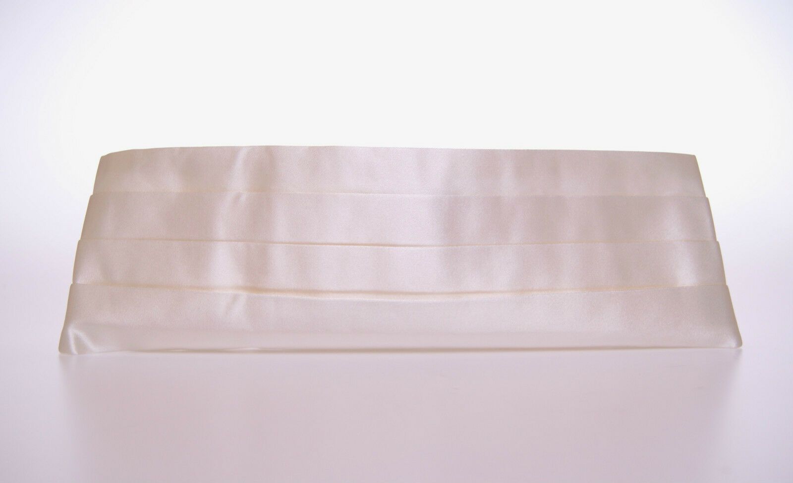 Ceinture élégante en soie blanche Dolce &amp; Gabbana