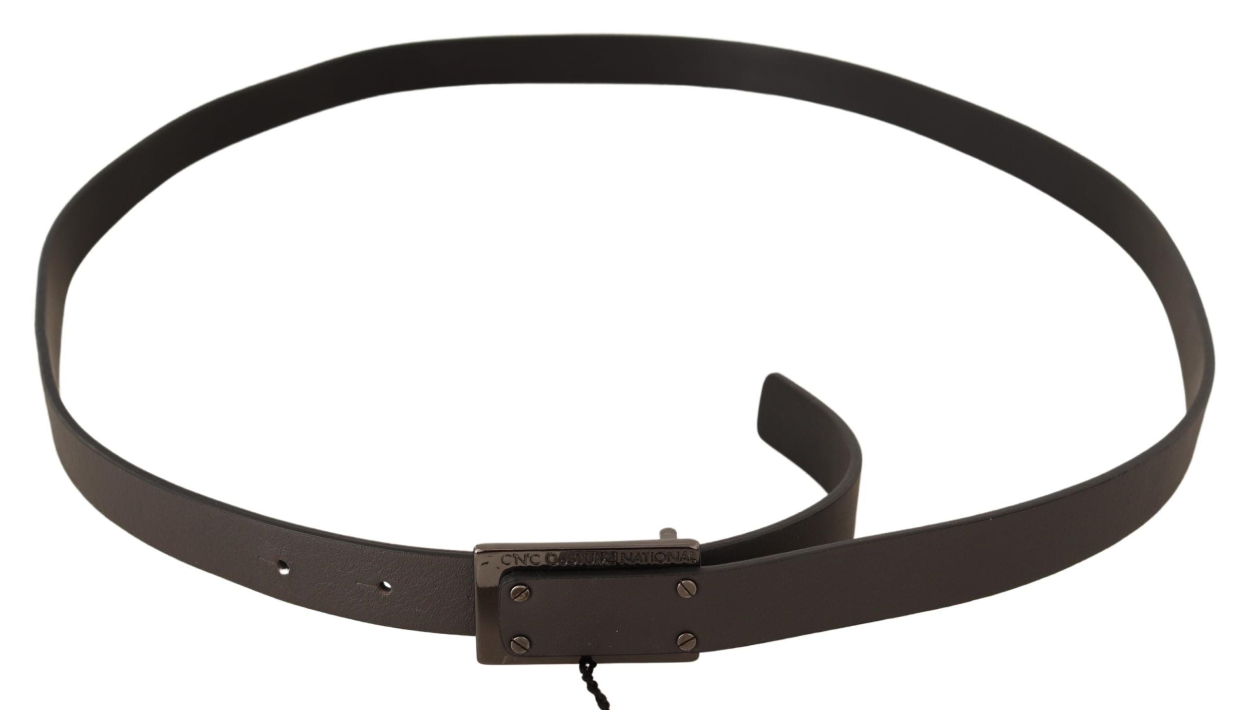 Ceinture élégante en cuir avec boucle en métal pour costume national