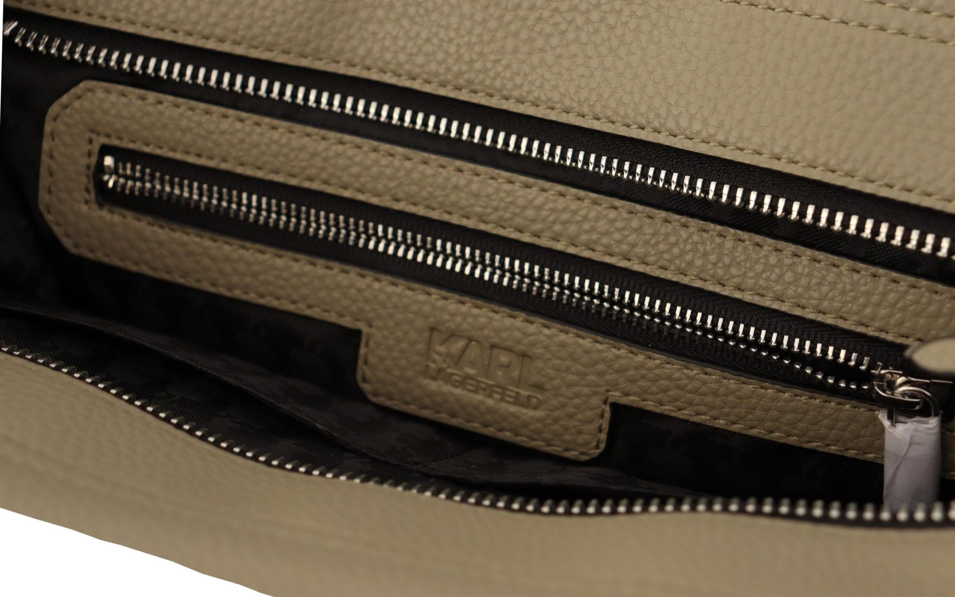 Sac fourre-tout en cuir vert sauge enchanteur Karl Lagerfeld