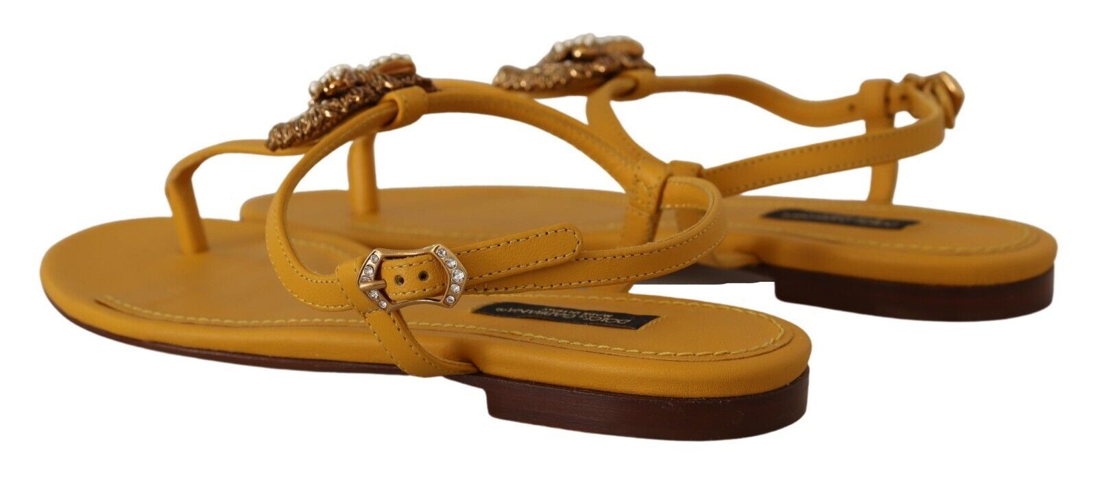 Sandales plates Dolce &amp; Gabbana moutarde à brides en T et ornements en forme de cœur