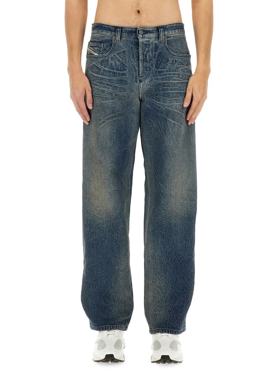Diesel "2001 D-MACRO-FSG1" JEANS