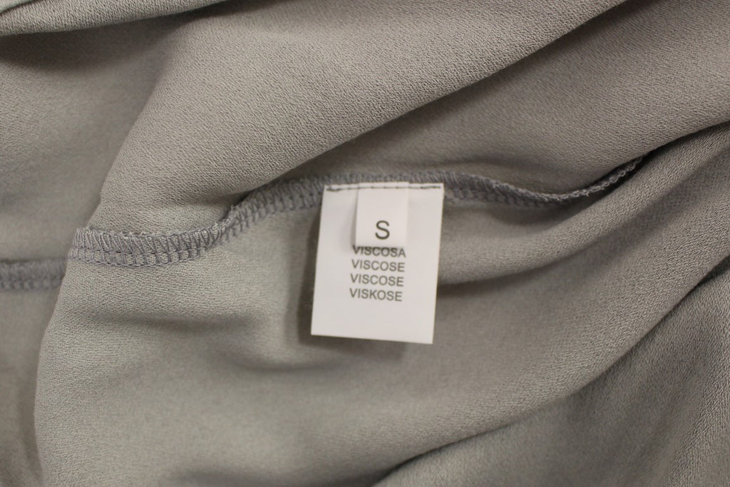 Haut élégant en viscose grise Comeforbreakfast – Style intemporel
