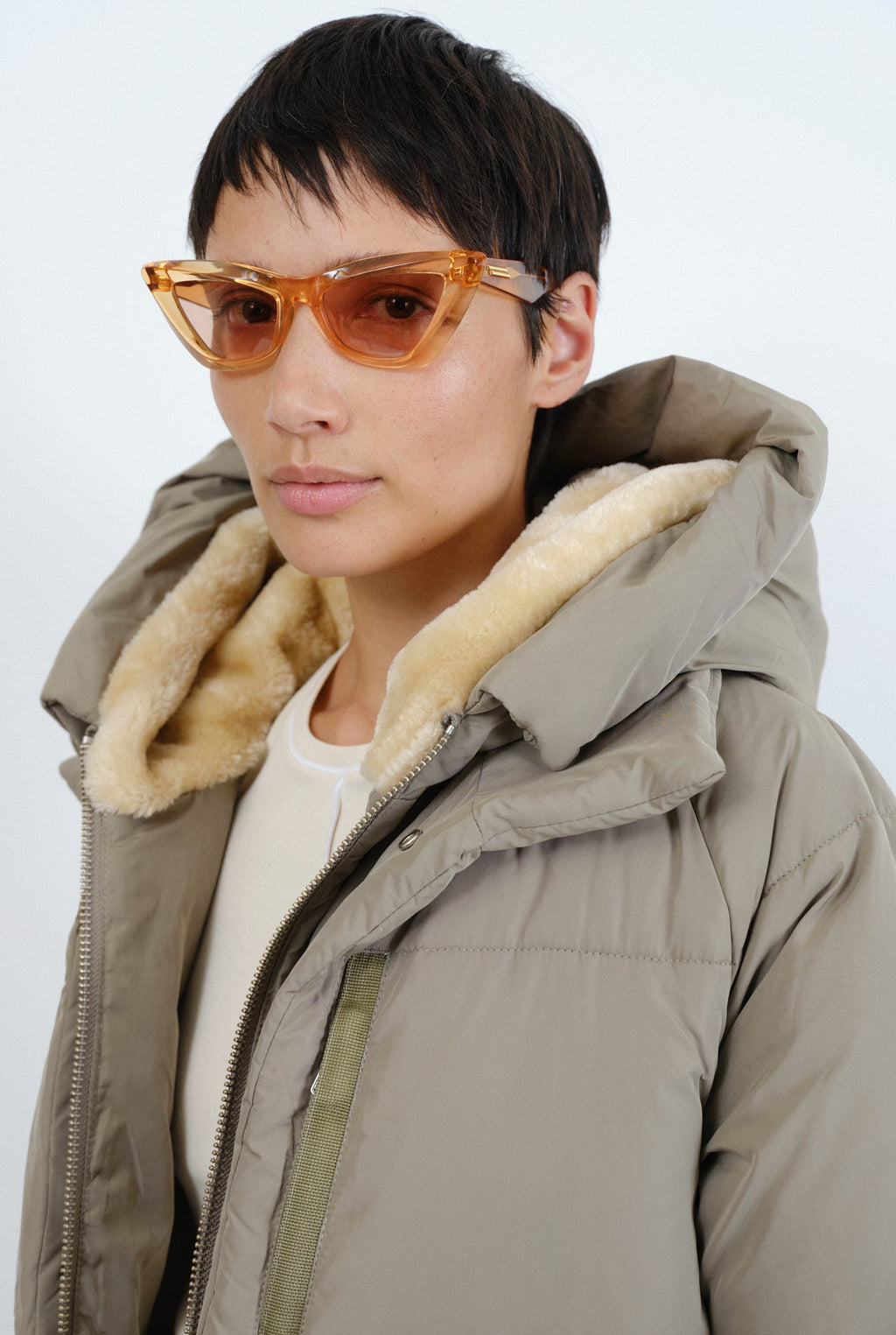 EMBASSY OF BRICKS AND LOGS LYNDON PUFFER JACKET