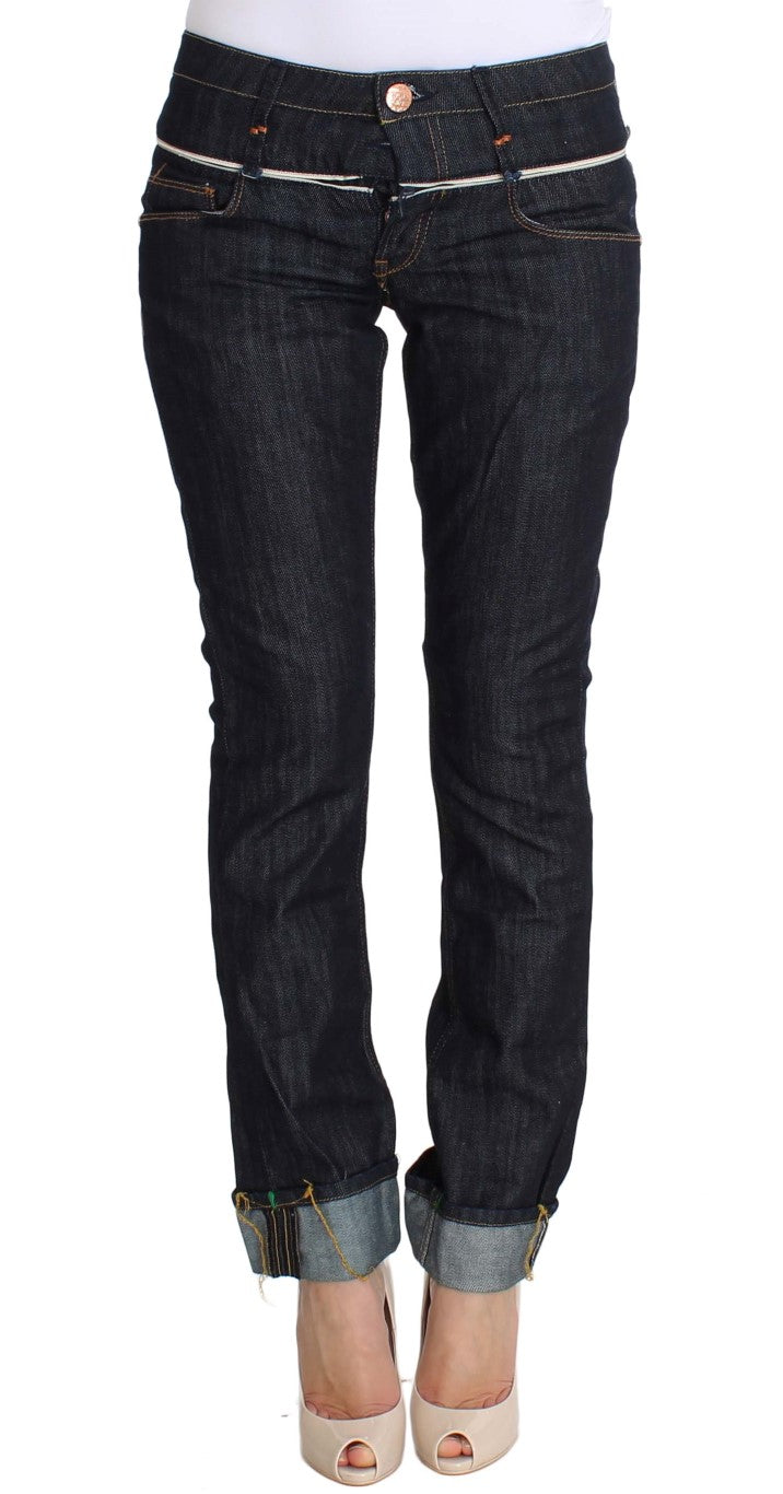 Acht Elegante Straight Leg Dunkelblaue Jeans