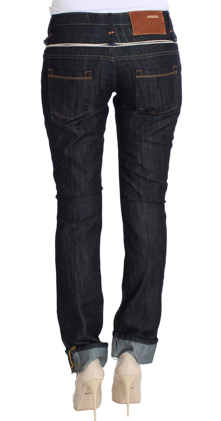 Acht Elegante Straight Leg Dunkelblaue Jeans