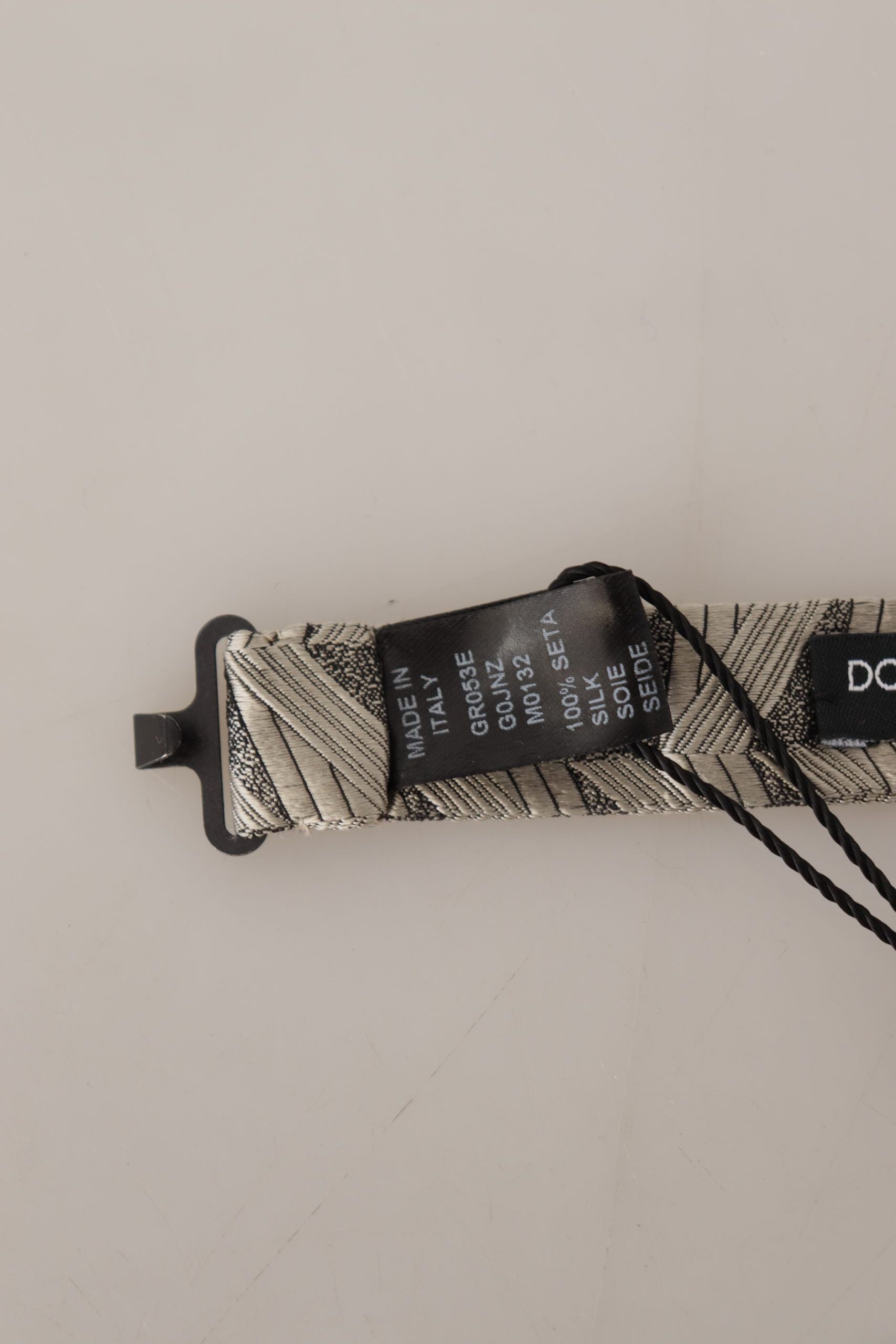 Dolce &amp; Gabbana Elegante graue Seidenfliege