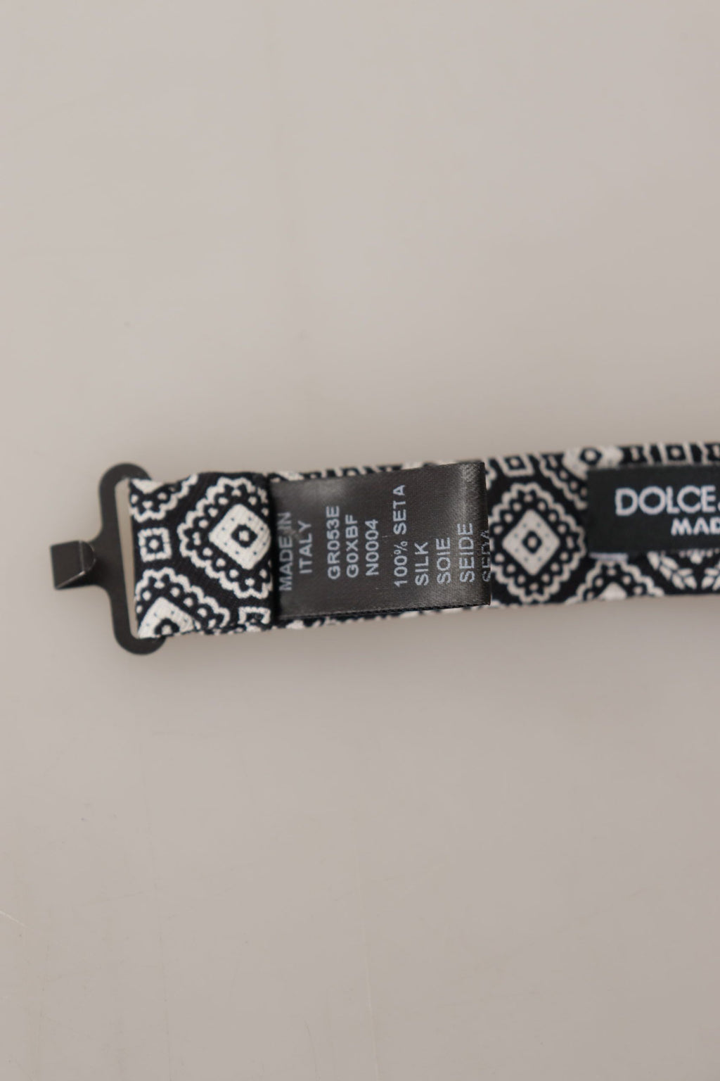Dolce &amp; Gabbana Elegante schwarze Seidenfliege
