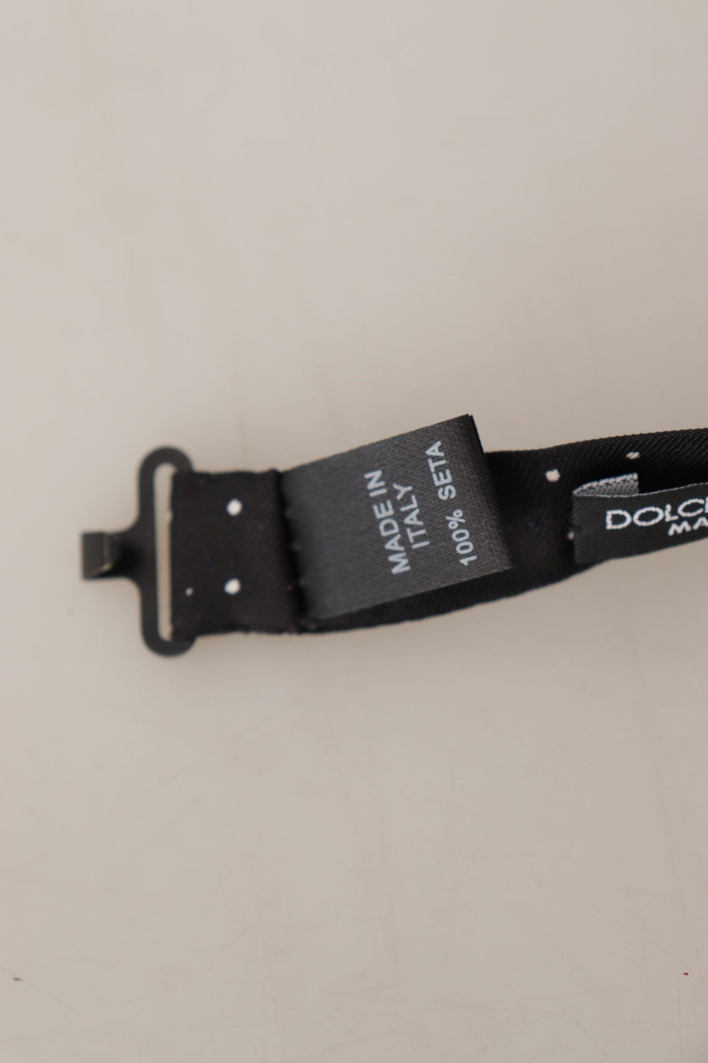 Dolce &amp; Gabbana – Elegante schwarze Seidenfliege mit Punkten