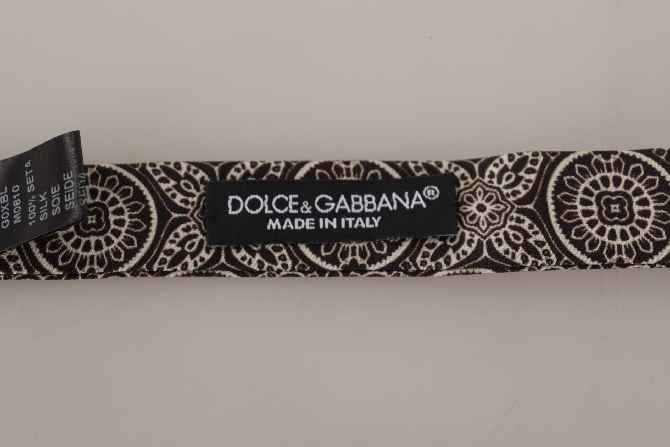 Dolce &amp; Gabbana Elegante schwarz-weiße Seidenfliege