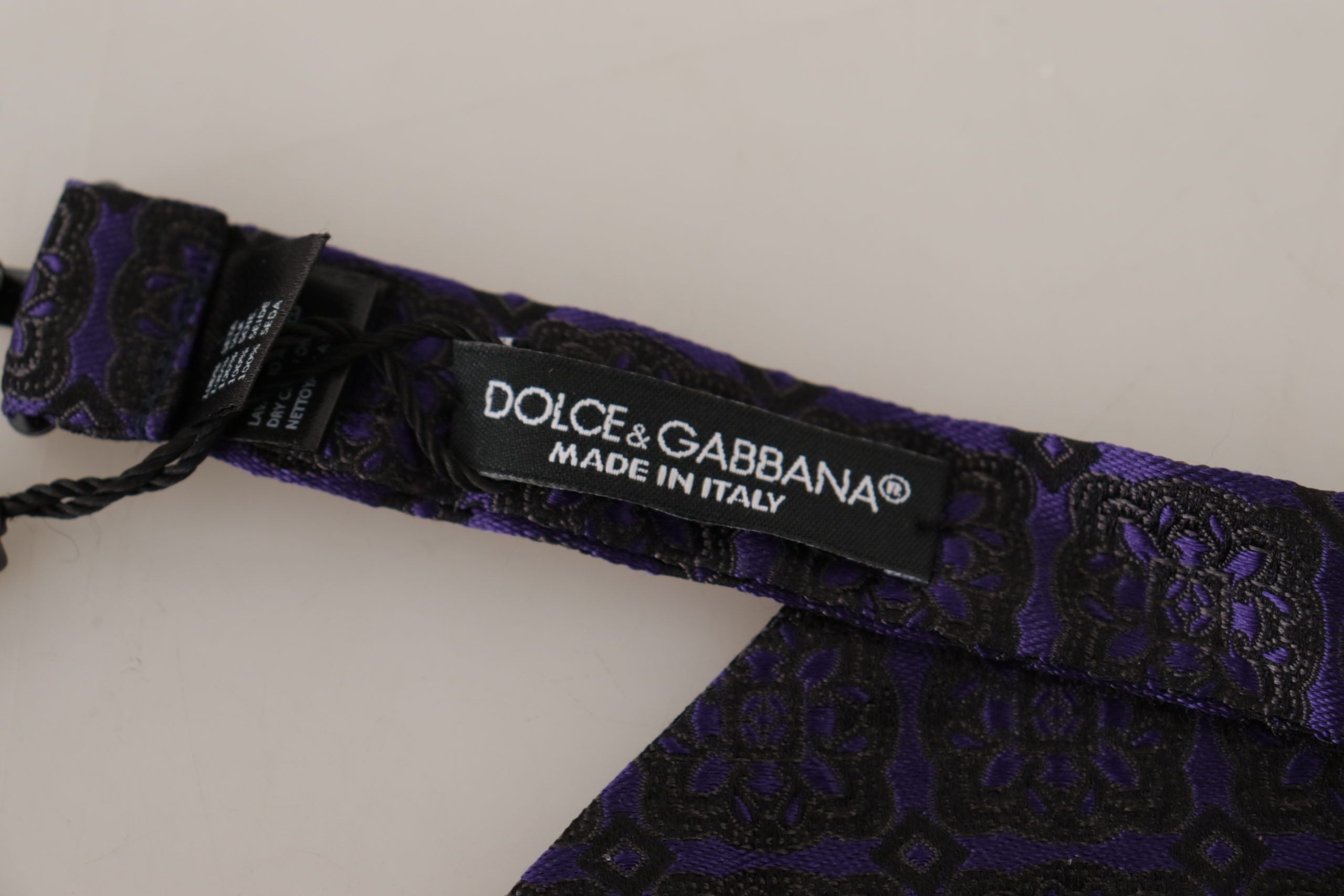 Dolce &amp; Gabbana Elegante blaue Fliege aus Seide mit geometrischem Muster