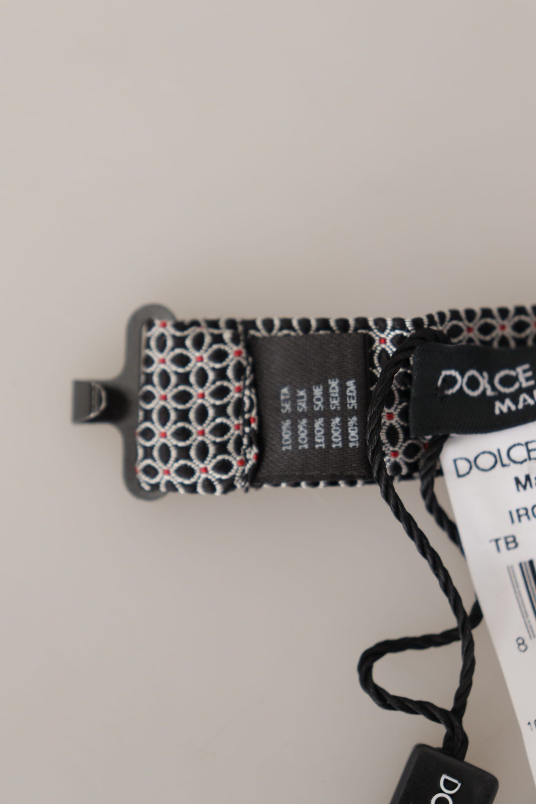 Dolce &amp; Gabbana Elegante schwarze Seidenfliege