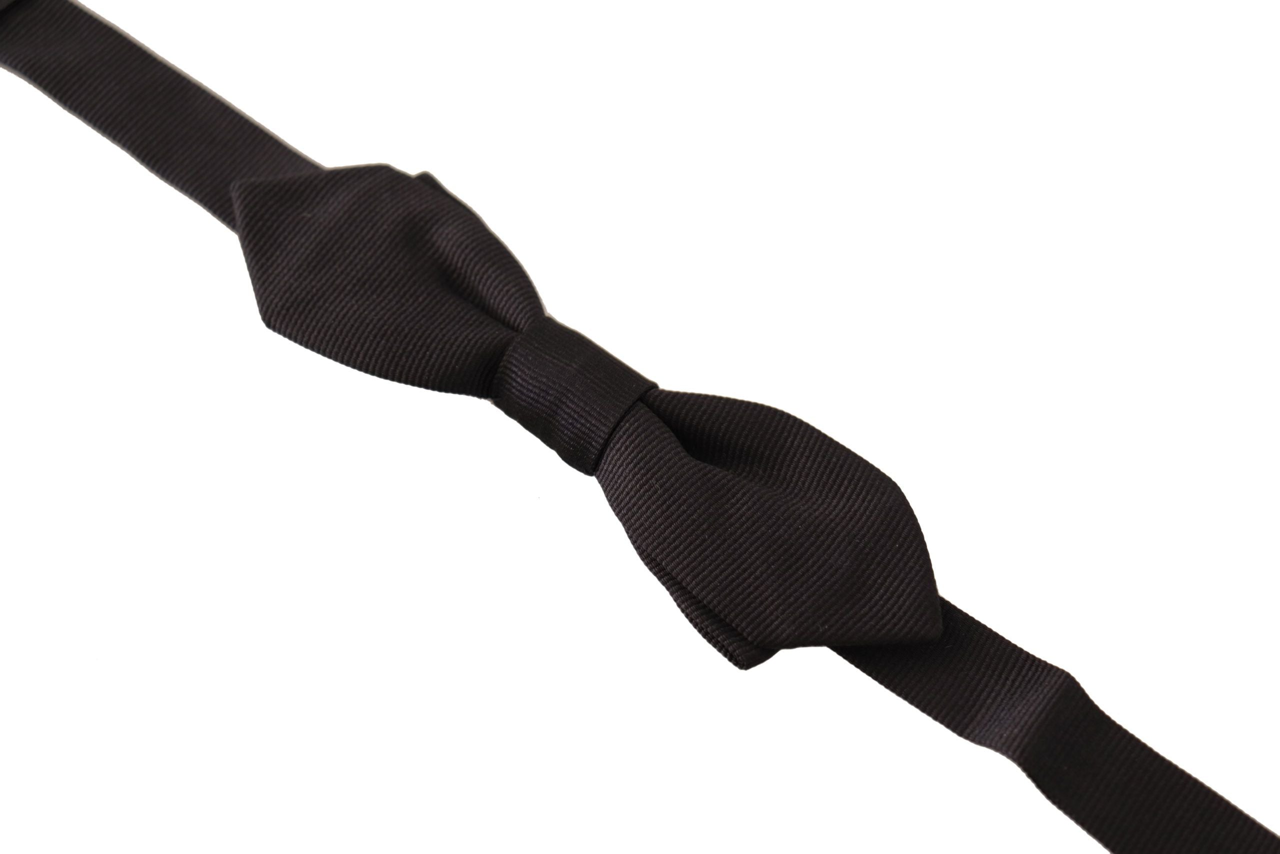 Dolce &amp; Gabbana Elegante schwarze Seidenfliege