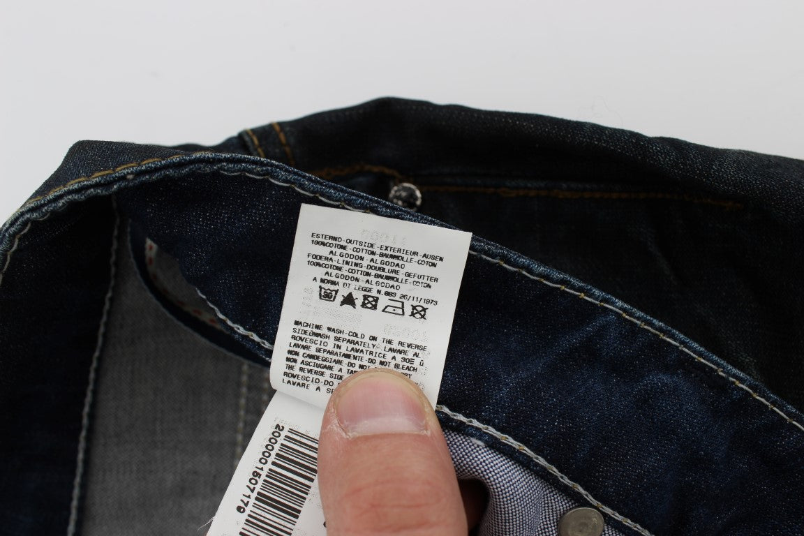 Acht Elegante Straight Fit Dunkelblaue Jeans