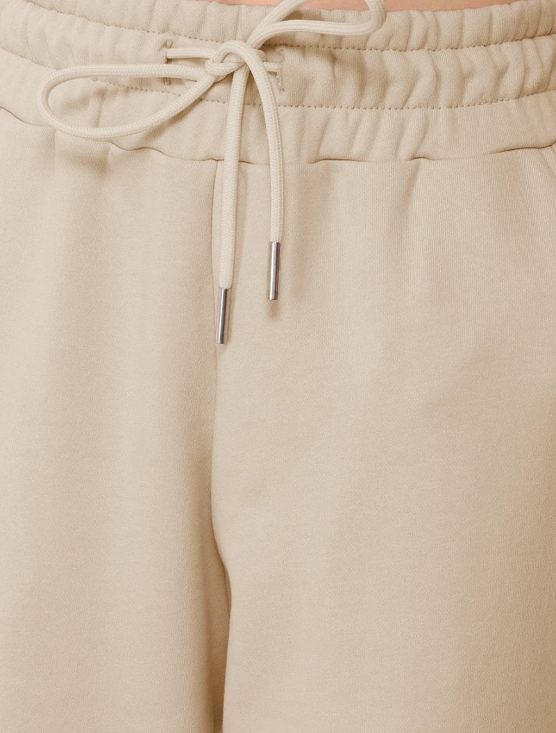 Comme Des Fuckdown Trousers Beige Woman