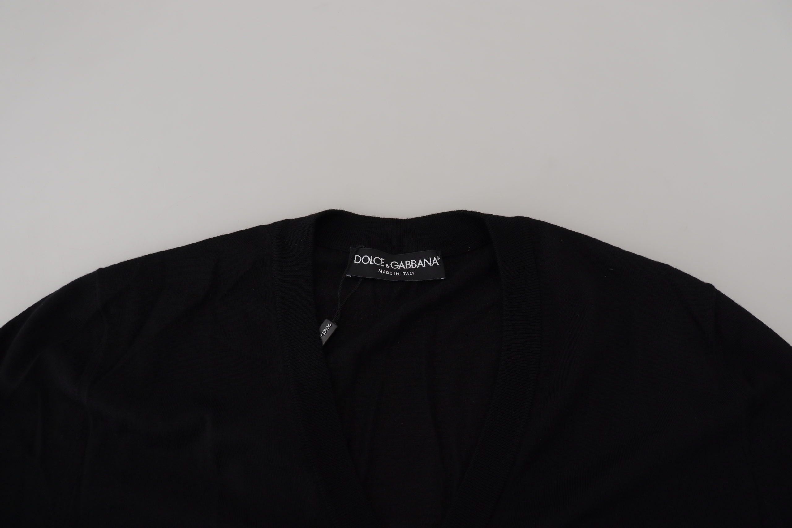 Dolce &amp; Gabbana Élégant cardigan boutonné en laine noir