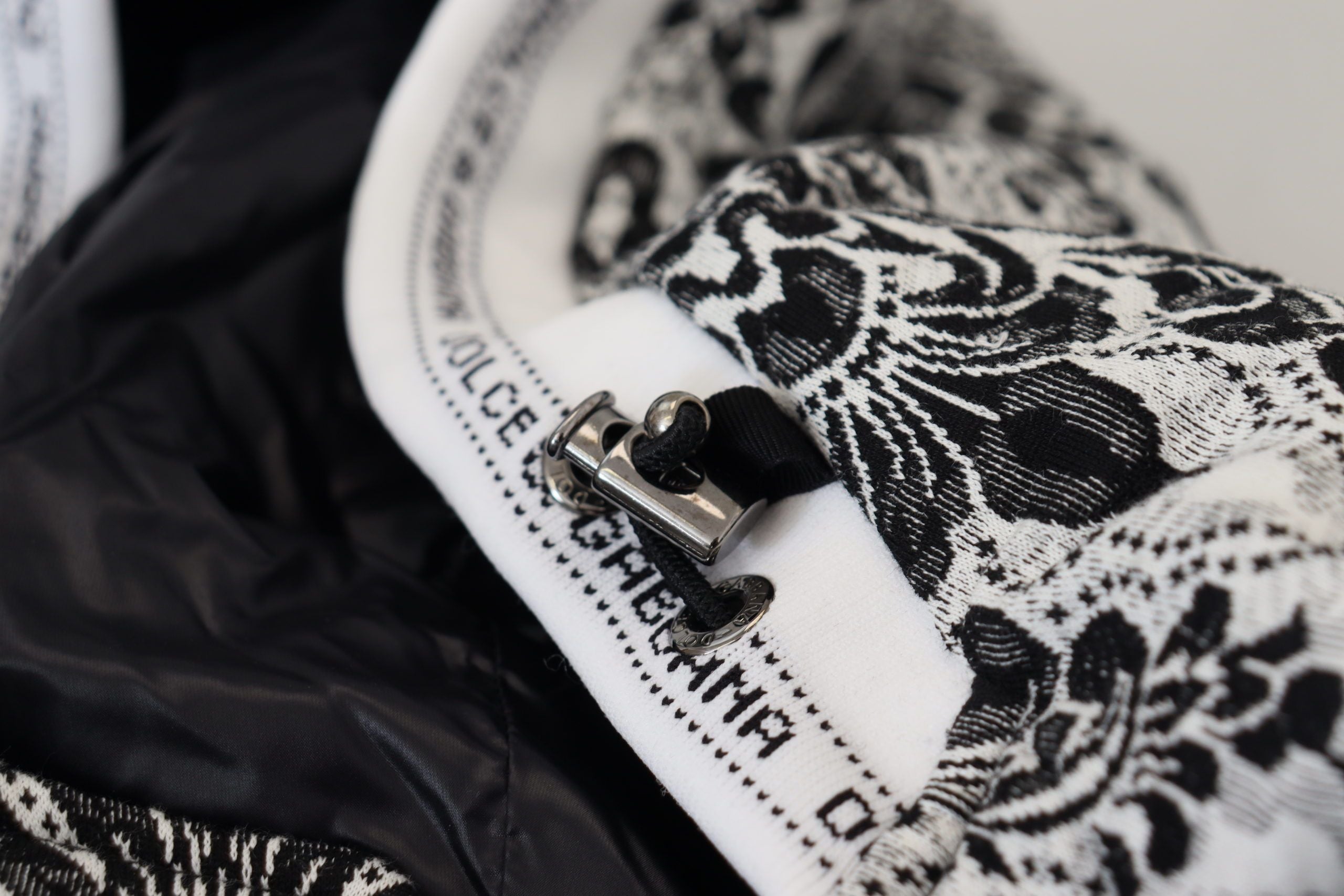 Dolce &amp; Gabbana Eleganter Wickelhut aus Baumwolle mit Blumenmuster