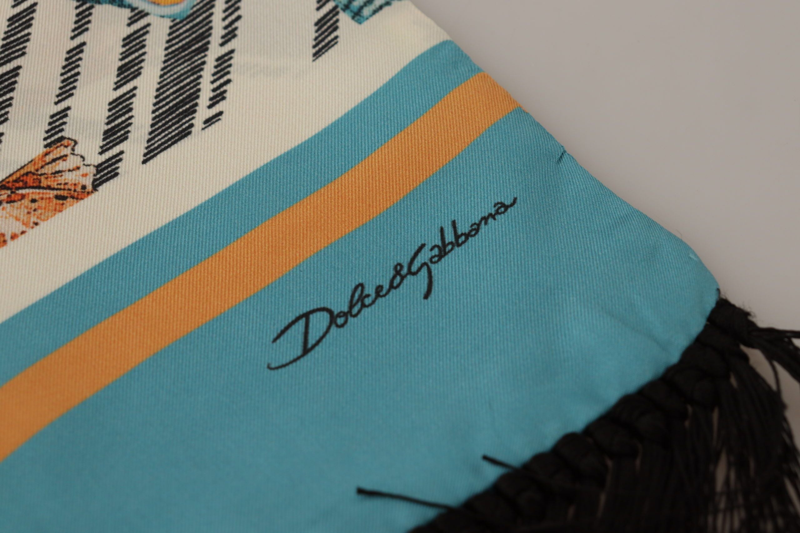 Dolce &amp; Gabbana Mehrfarbiger Seidenschal mit Muschel-Print