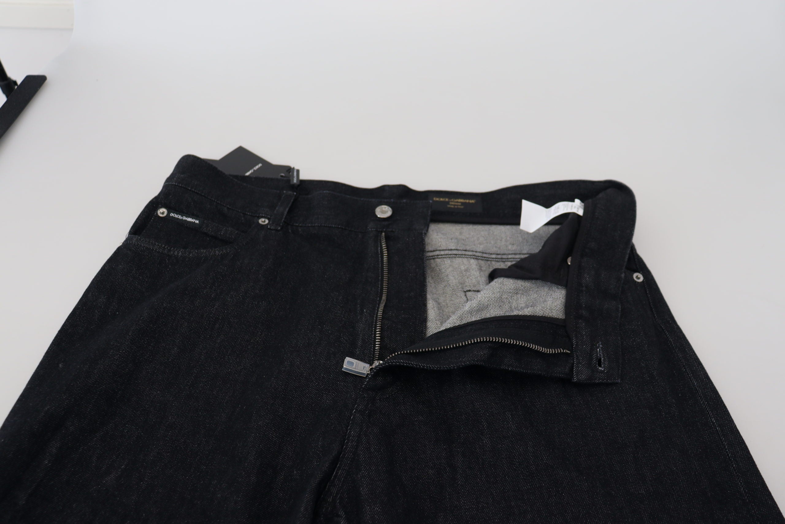 Dolce &amp; Gabbana Elegante schwarz verwaschene Jeanshose aus luxuriöser Baumwolle