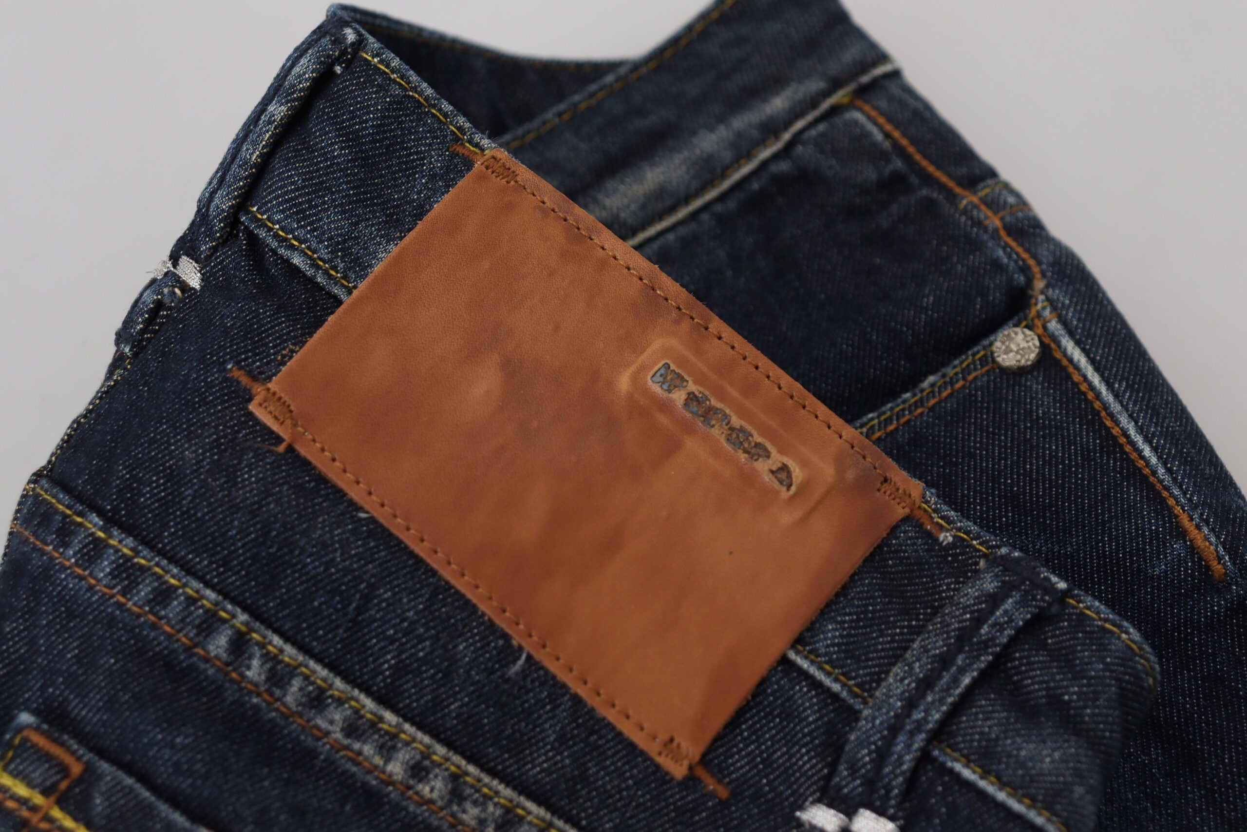 Acht Elegante Slim Fit Low Waist Denim Hose