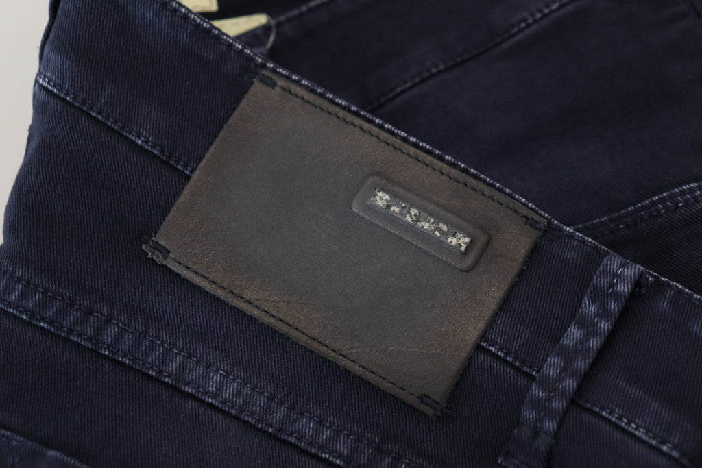 Acht – Anspruchsvolle, konisch zulaufende Jeans