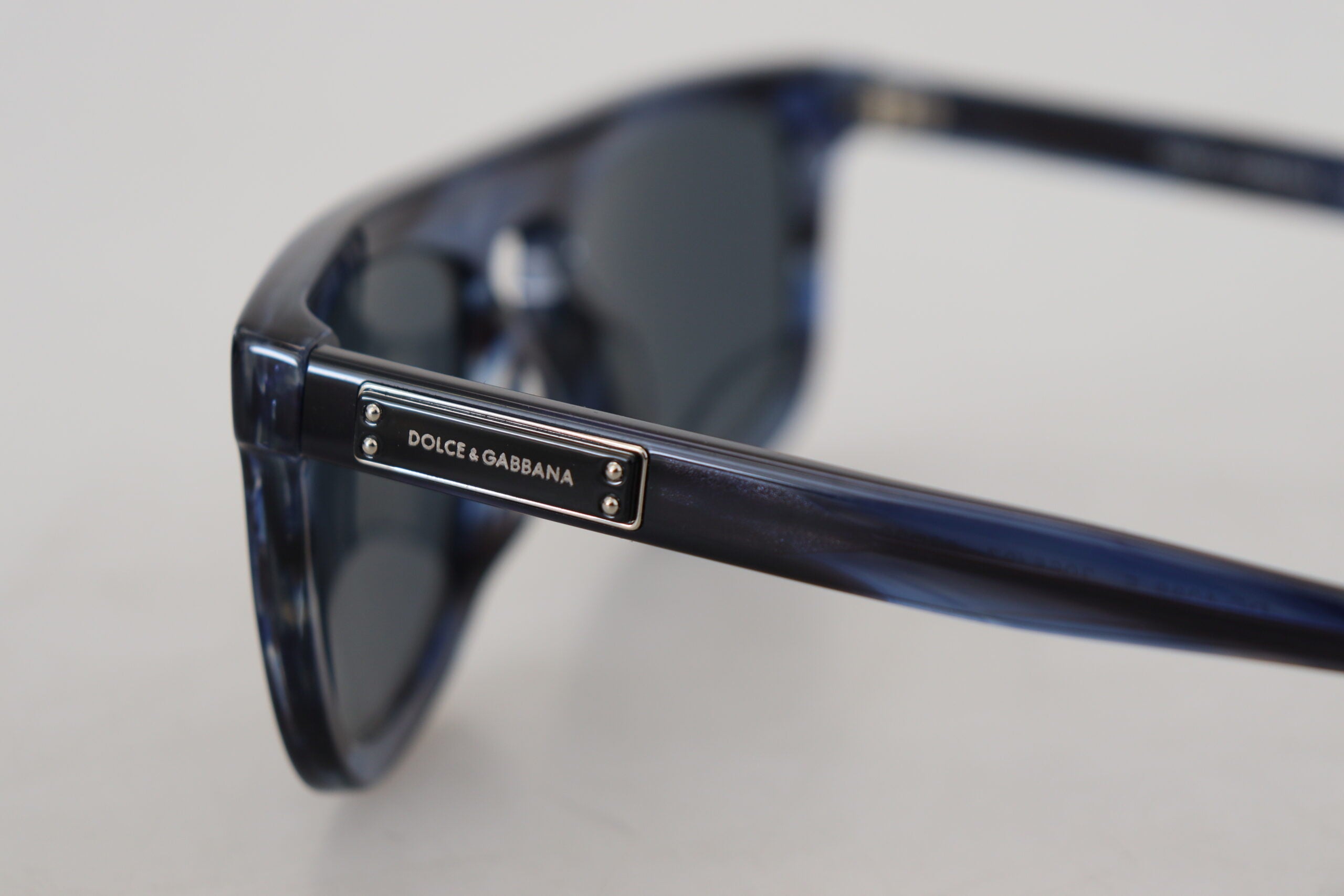 Dolce &amp; Gabbana – Elegante Sonnenbrille aus blauem Acetat