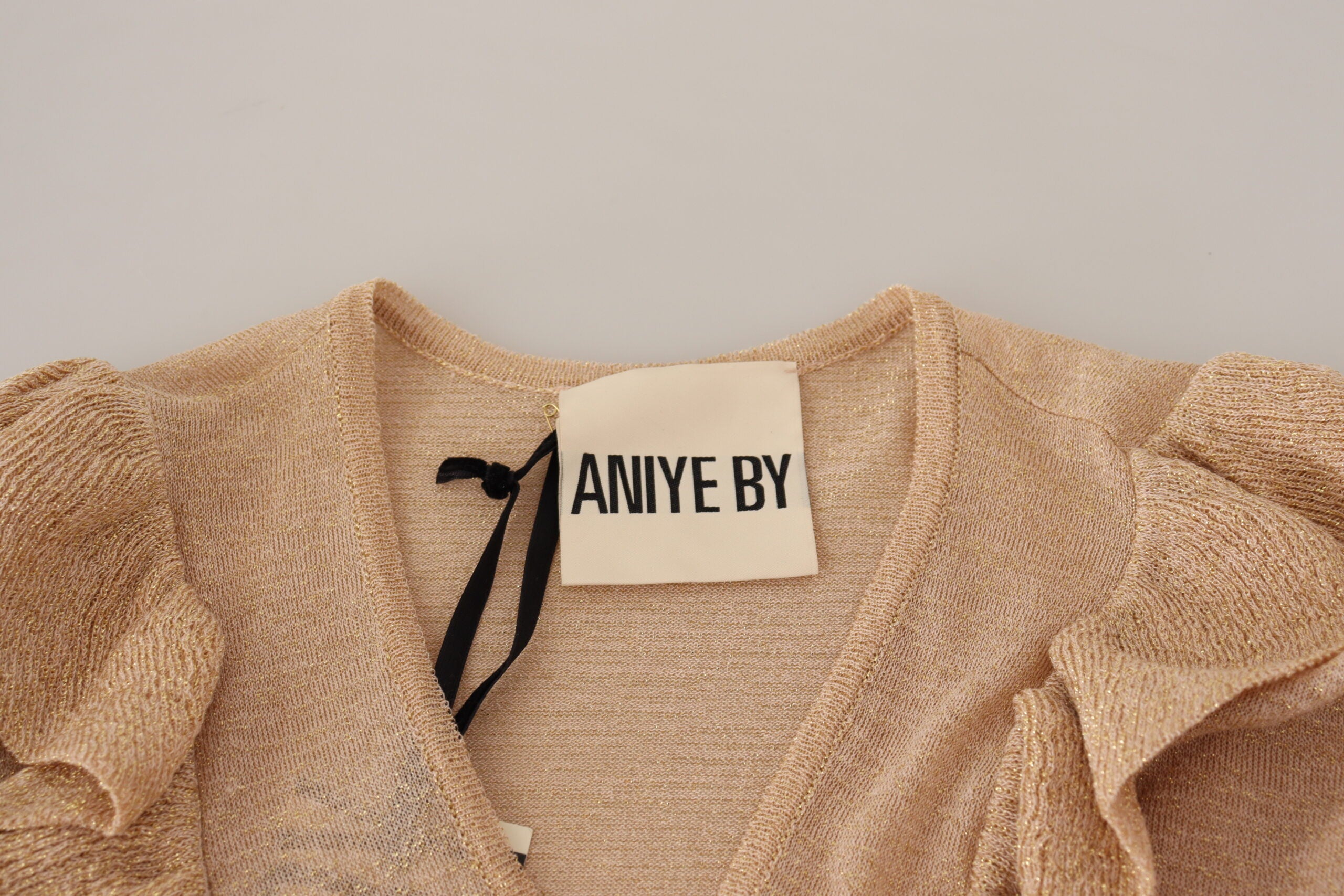 Aniye By Chic – Langärmlige Strickjacke mit offener Vorderseite in Beige