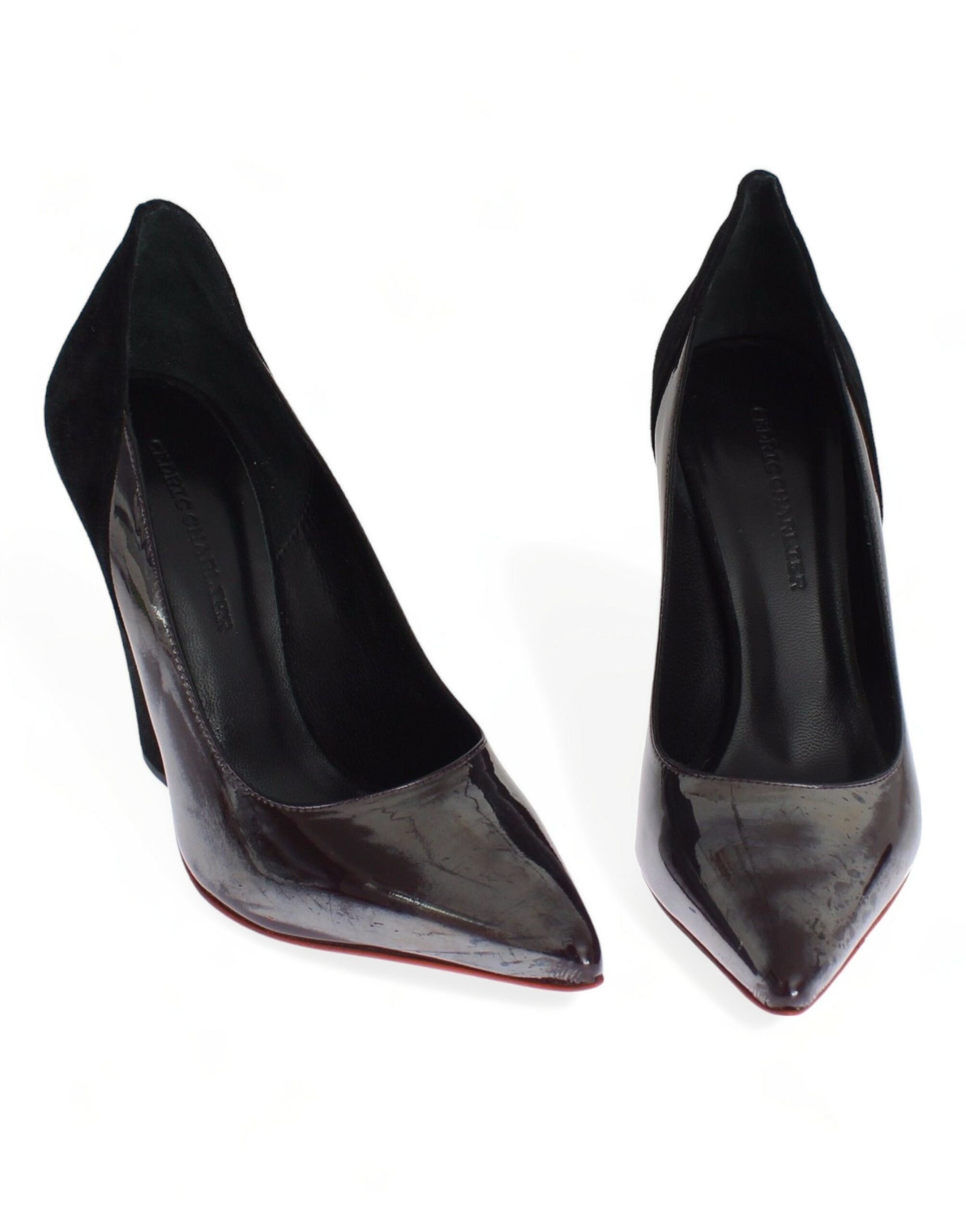 Cédric Charlier Schicke Pumps aus metallicgrauem Leder