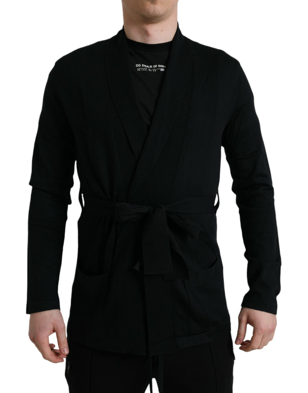 Robe élégante en cachemire noir Dolce &amp; Gabbana avec ceinture à la taille