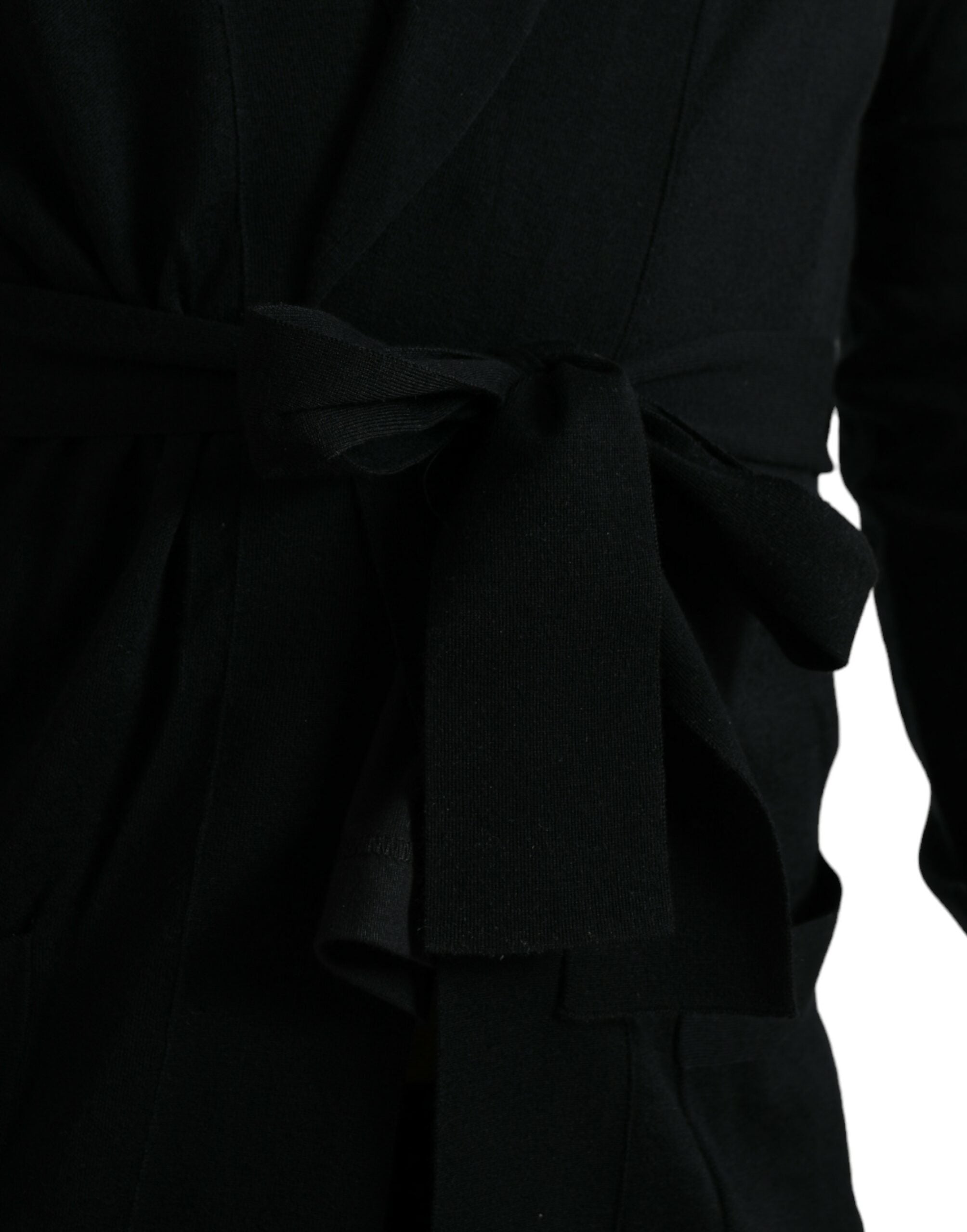 Robe élégante en cachemire noir Dolce &amp; Gabbana avec ceinture à la taille