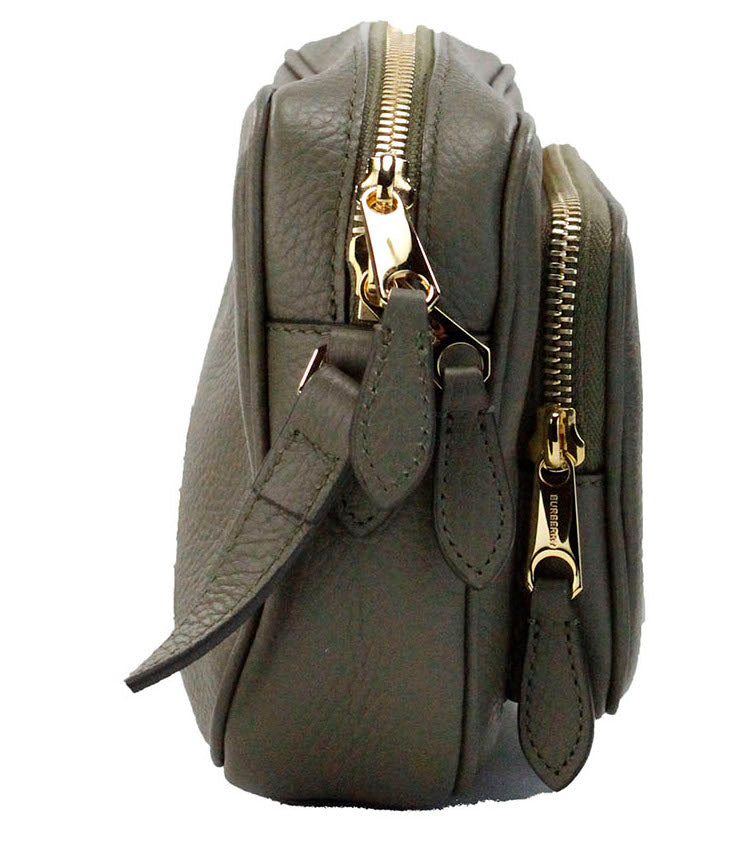 Petit sac bandoulière Burberry en cuir grainé vert fougère foncé pour appareil photo