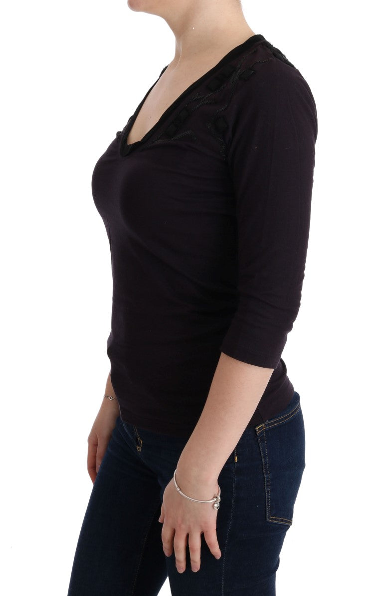 Costume National – Elegantes, violettes Blusen-T-Shirt mit V-Ausschnitt