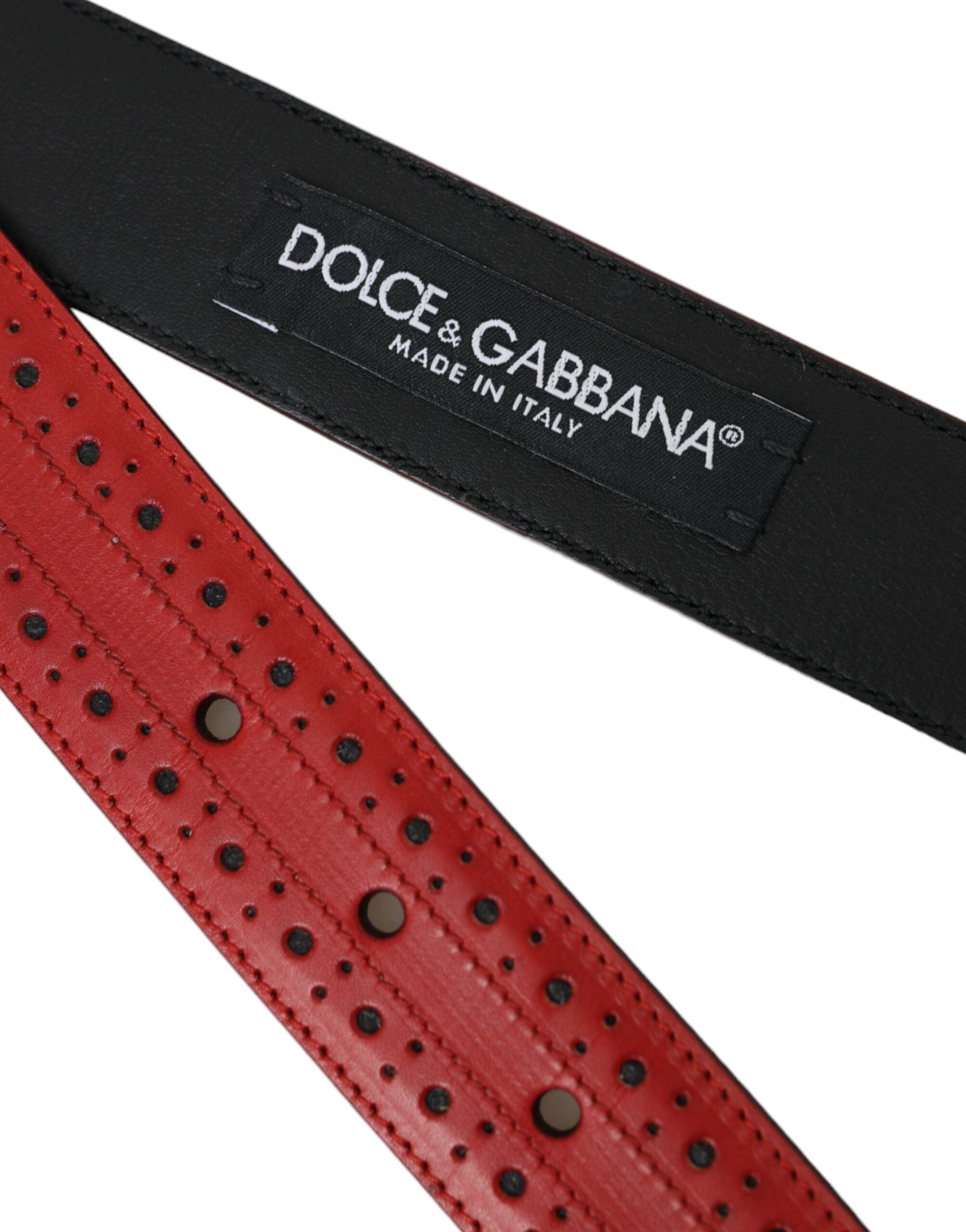 Ceinture Dolce &amp; Gabbana en cuir perforé rouge avec boucle en métal pour homme