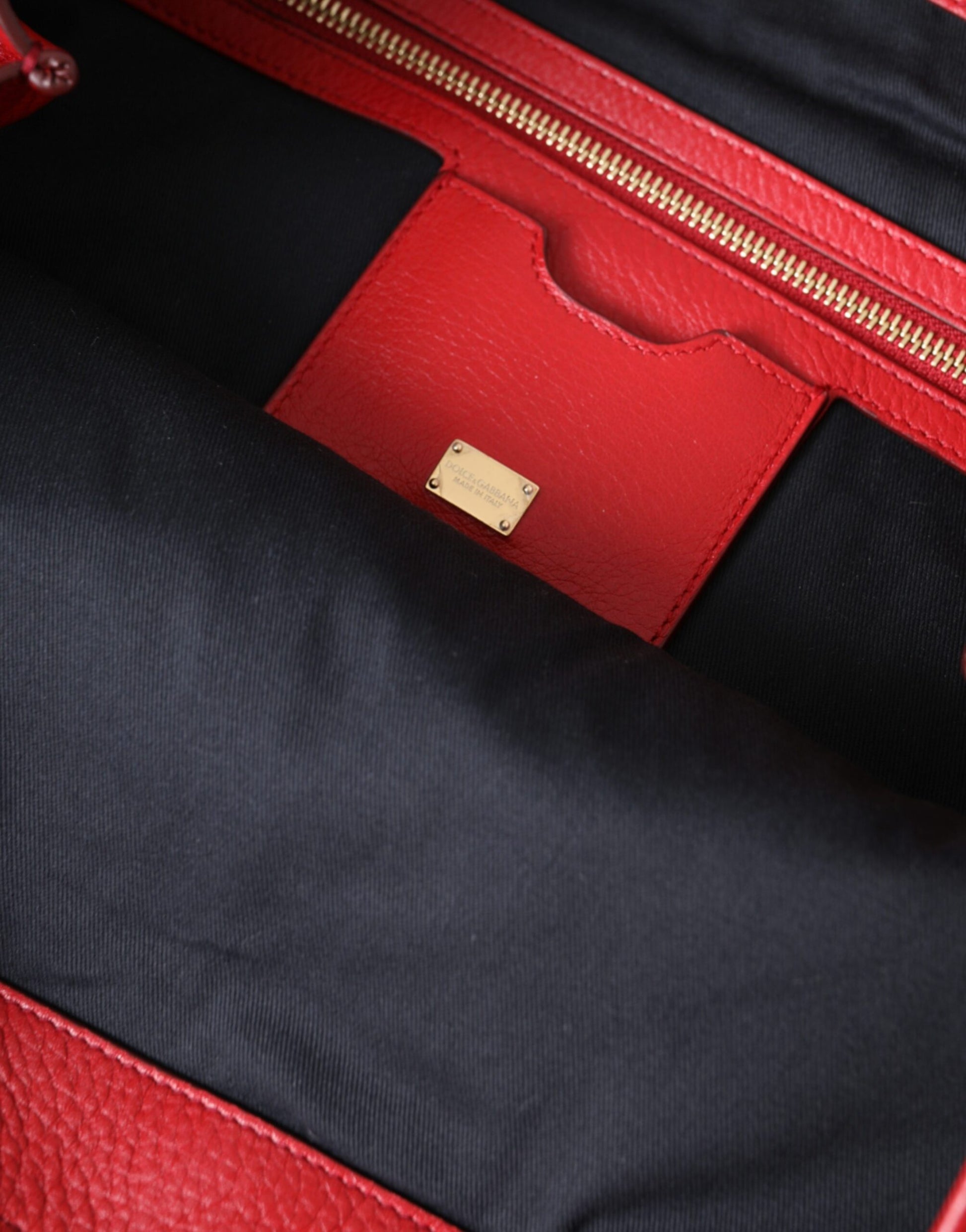 Sac cabas Dolce &amp; Gabbana en cuir rouge avec patch #DGFamily
