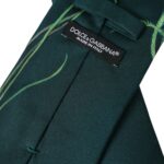 Dolce &amp; Gabbana – Verstellbare Herrenkrawatte aus 100 % Seide mit grünem Aufdruck