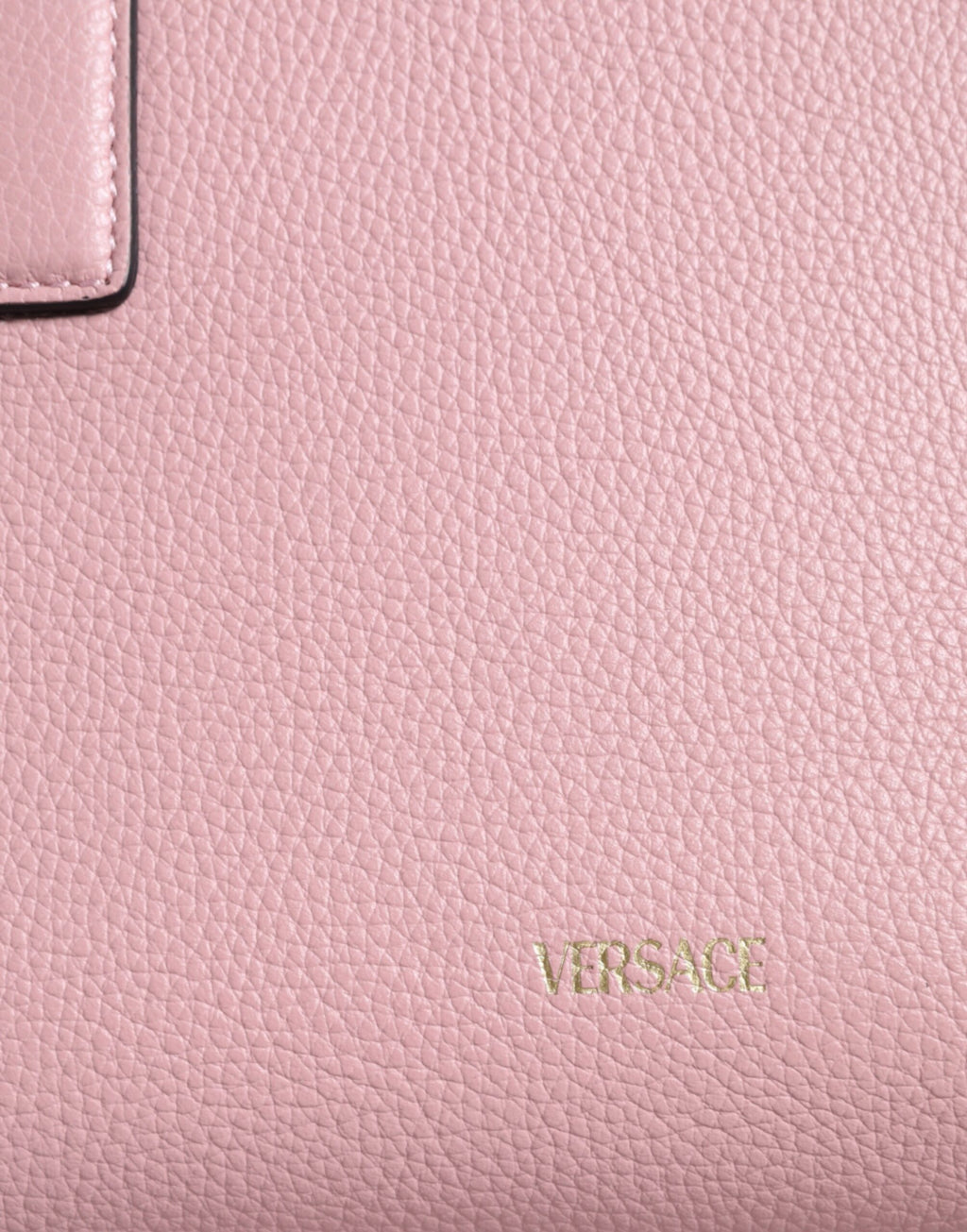 Versace – Kleine Umhängetasche aus genarbtem Kalbsleder mit Henkel in Rosa