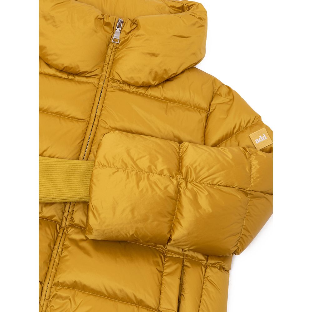 Goldfarbene Polyamid-Kleidung hinzufügen