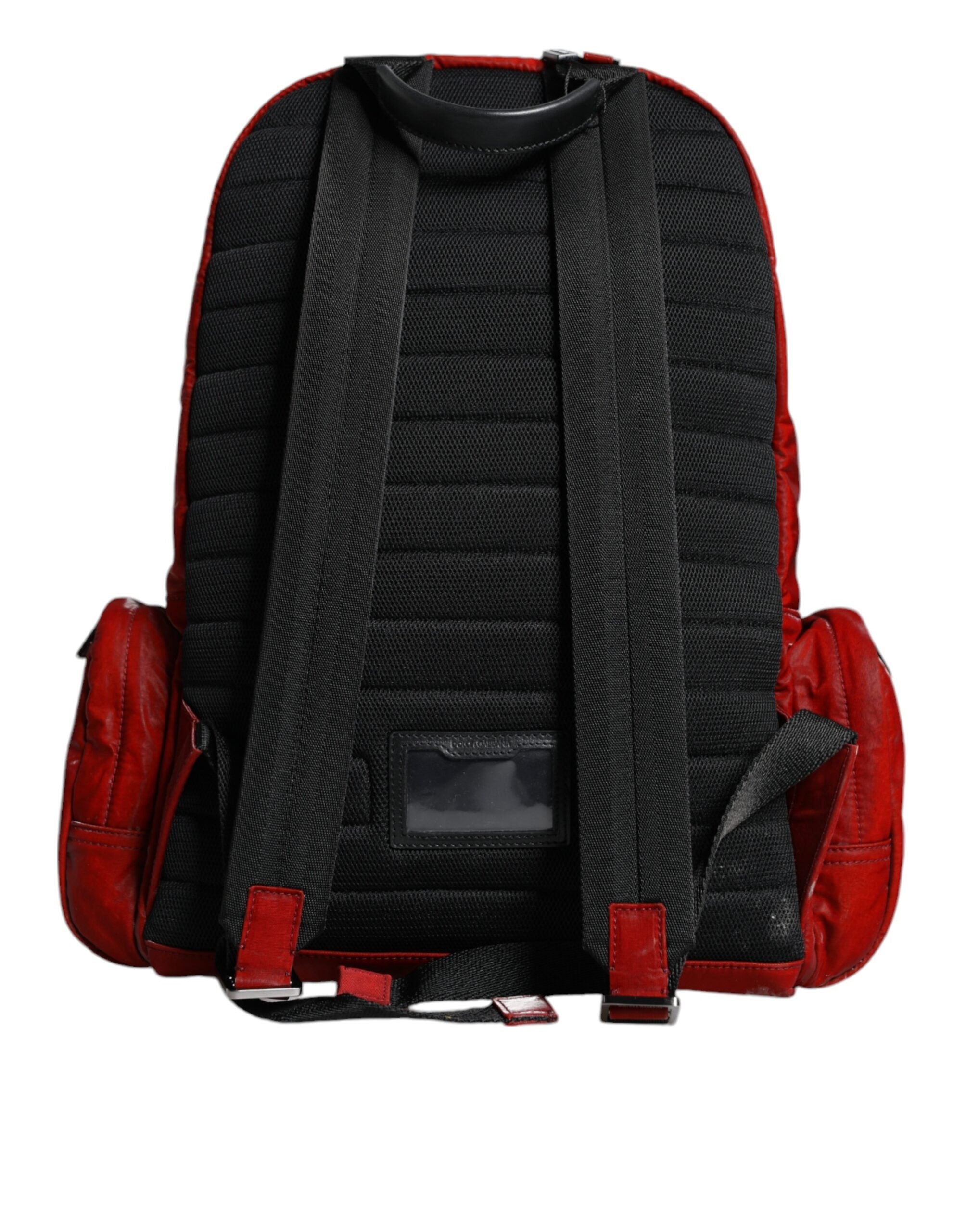 Sac à dos Dolce &amp; Gabbana en cuir verni rouge avec plaque logo