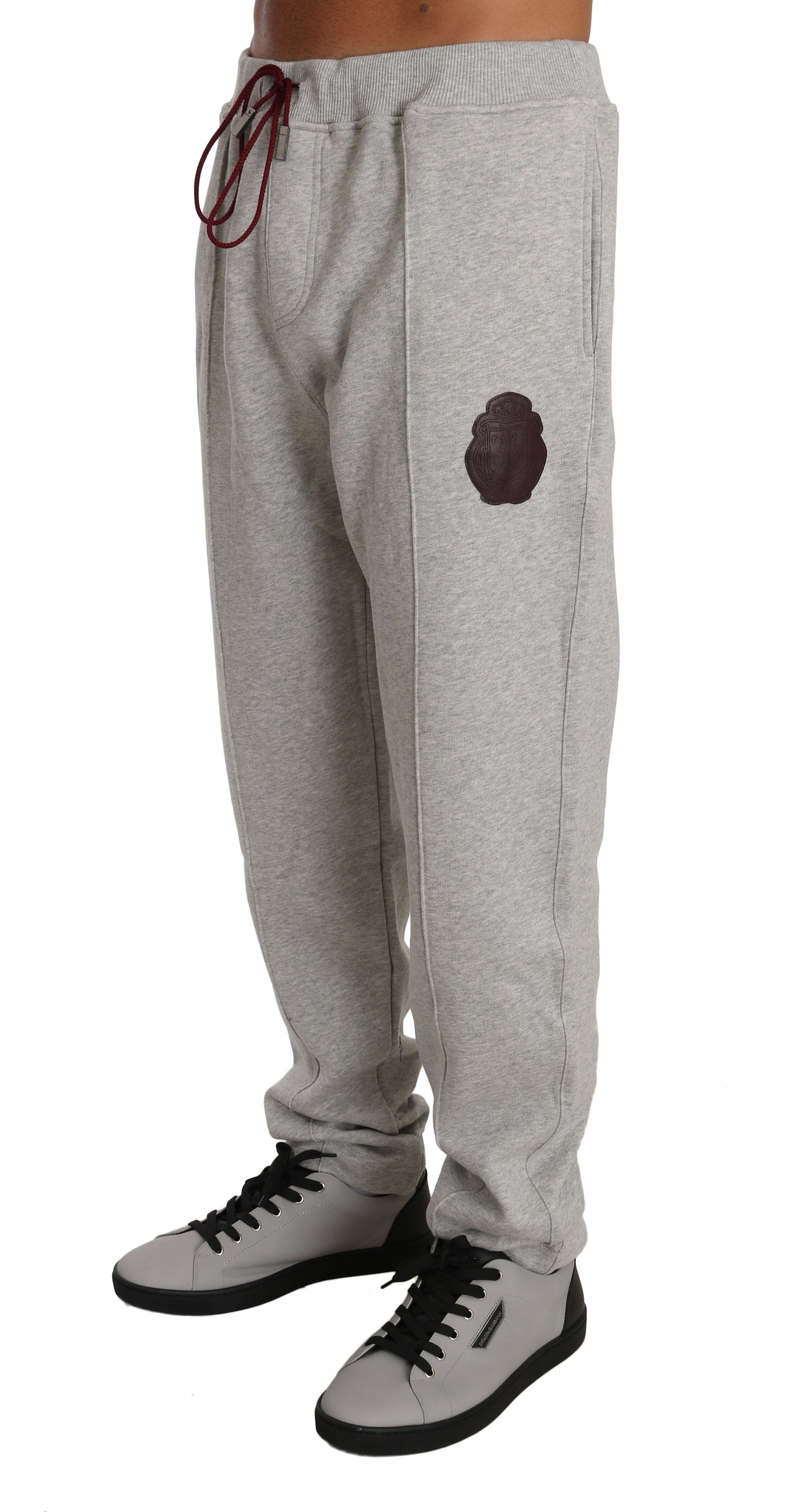 Billionaire Italian Couture – Elegantes graues Trainingsanzug-Ensemble mit Kapuze