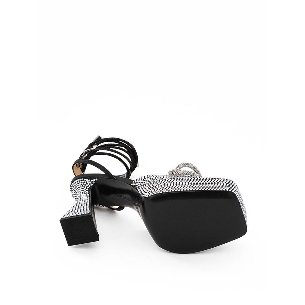 MACH &amp; MACH Chic Plateformes en cuir noir pour un style raffiné