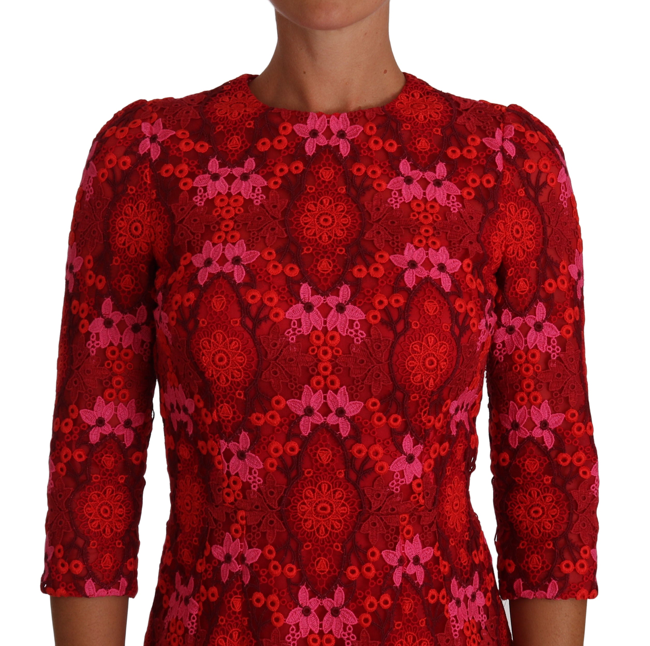 Robe élégante au crochet floral Dolce &amp; Gabbana, longueur genou