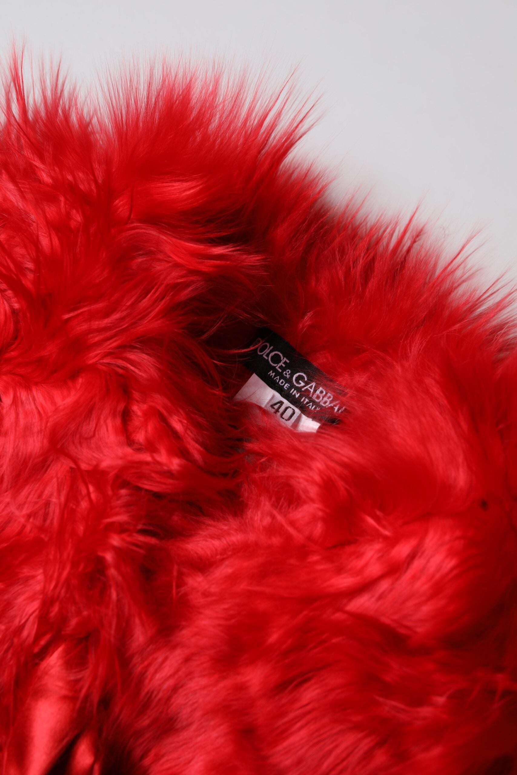 Écharpe d'hiver cache-cou en fourrure d'alpaga rouge Dolce &amp; Gabbana pour femme