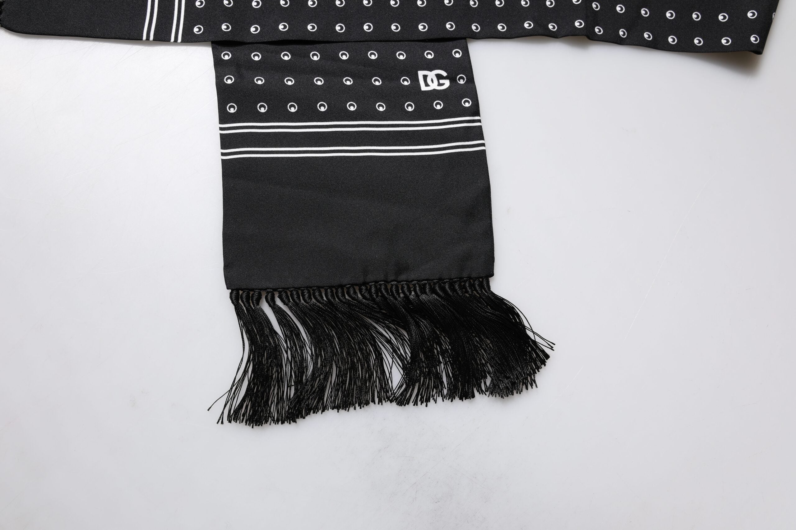 Foulard fin à franges en soie à pois noirs et blancs Dolce &amp; Gabbana