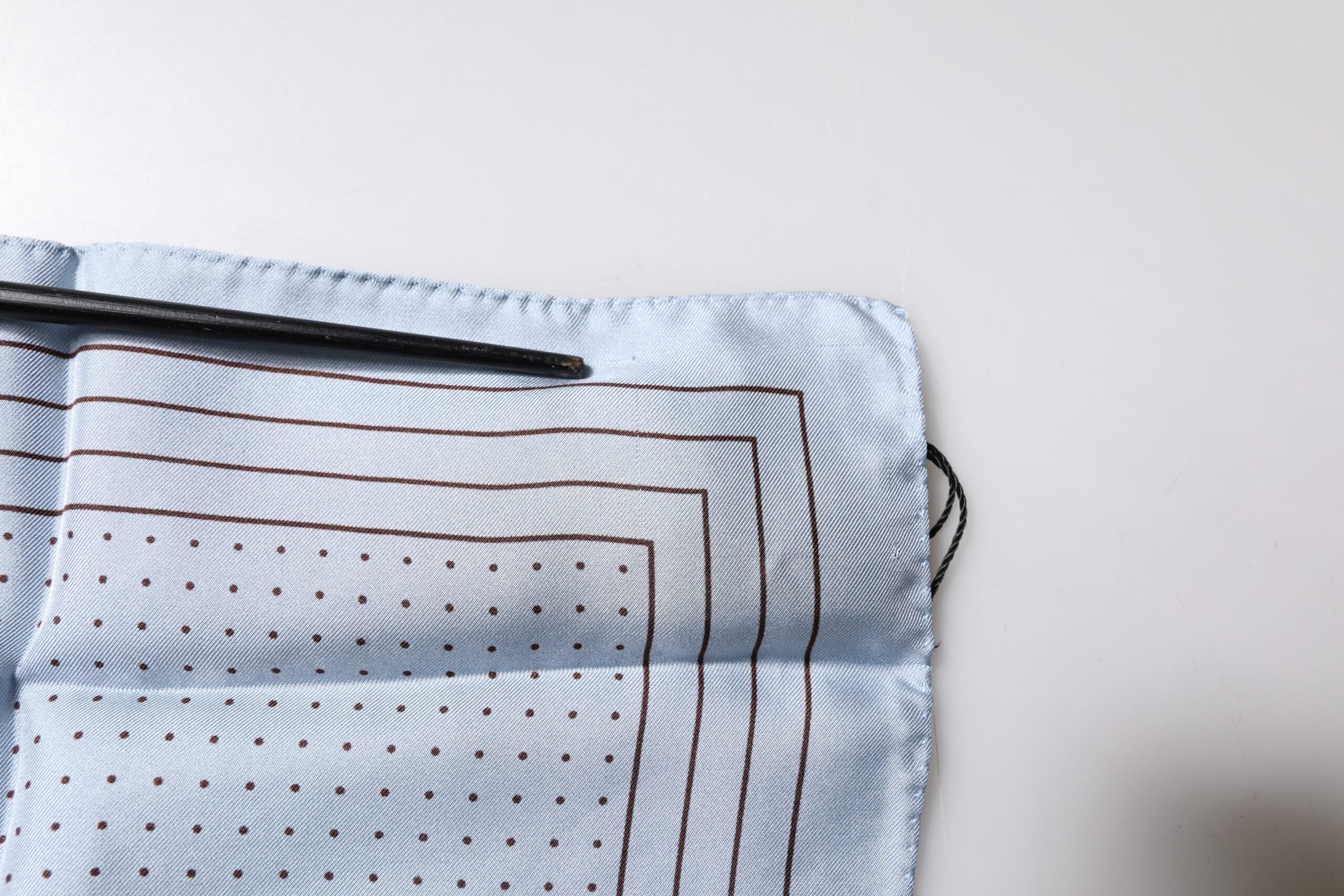 Foulard carré à pois bleu ciel Dolce &amp; Gabbana