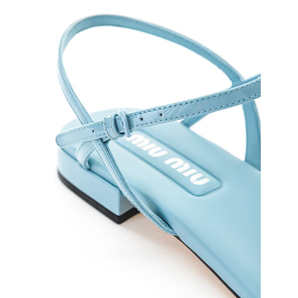 Sandale en cuir verni bleu Miu Miu