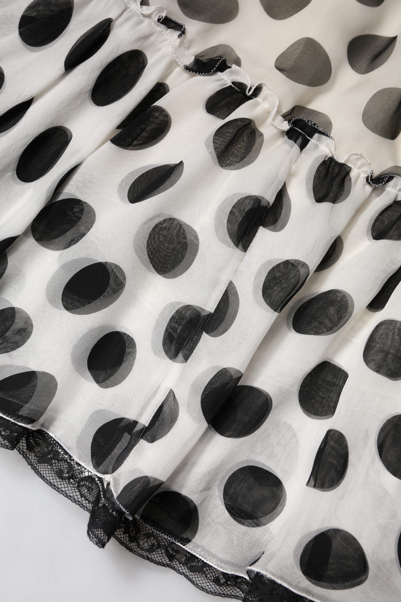 Jupe mi-longue à pois blancs et noirs Dolce &amp; Gabbana